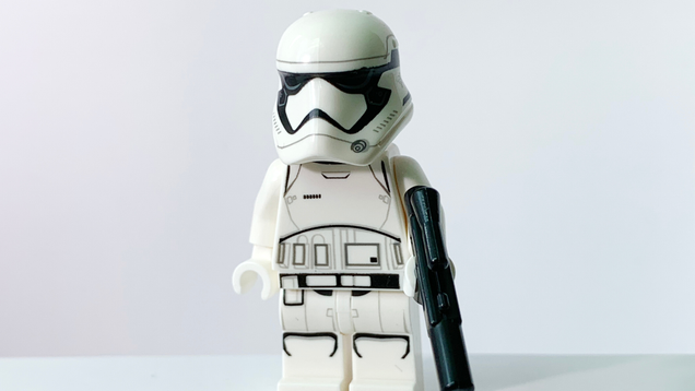 Illustration for article titled Spoilin' Santa: What's Inside the LEGO Star Wars Advent Calendar?
